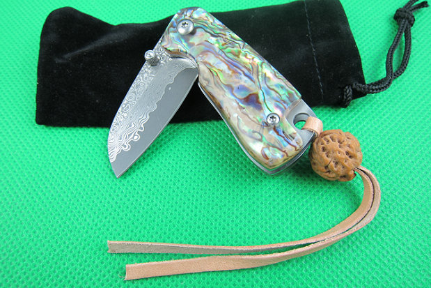 Apple Abalone handle Damascus blade folding knife UD401793